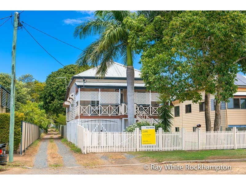 90 West Street, The Range QLD 4700