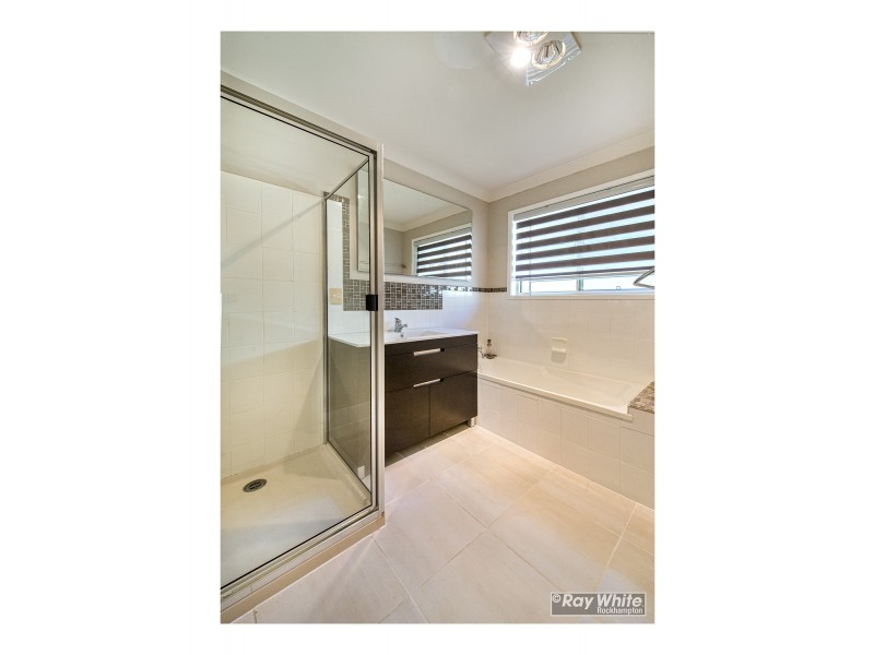 302 Everingham Avenue, Frenchville QLD 4701