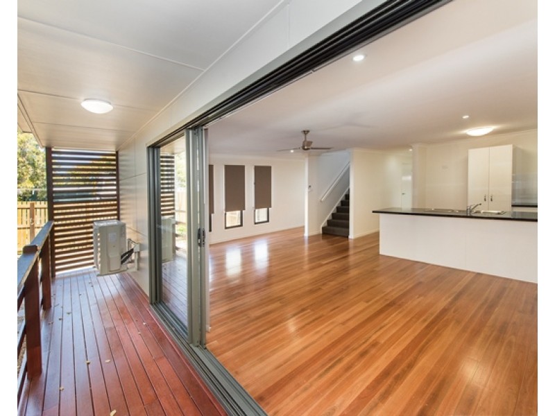 2/77 Livingstone Street, Berserker QLD 4701