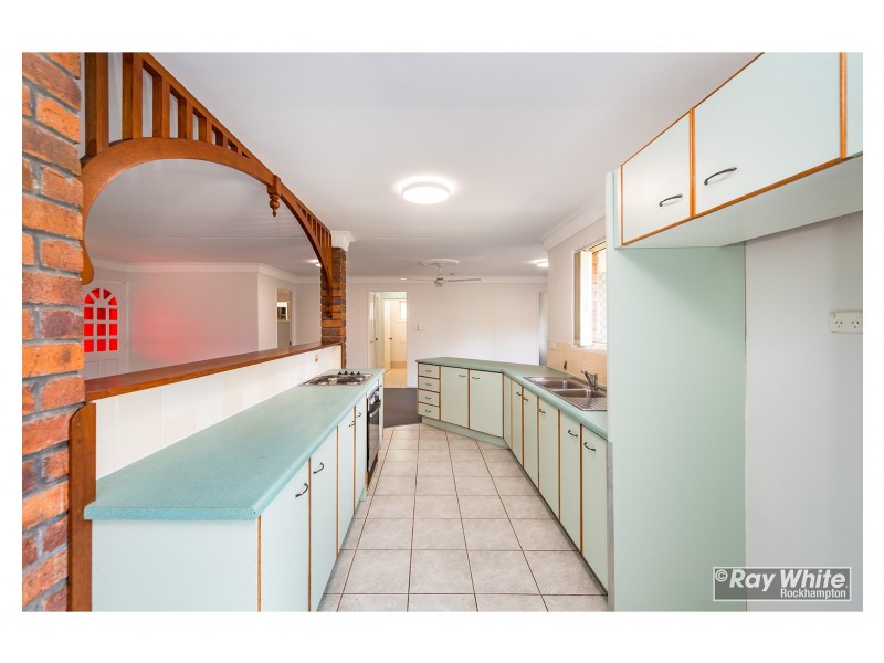 11 Kawana Close, Kawana QLD 4701