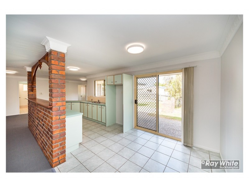 11 Kawana Close, Kawana QLD 4701