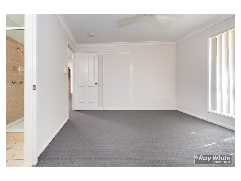 11 Kawana Close, Kawana QLD 4701