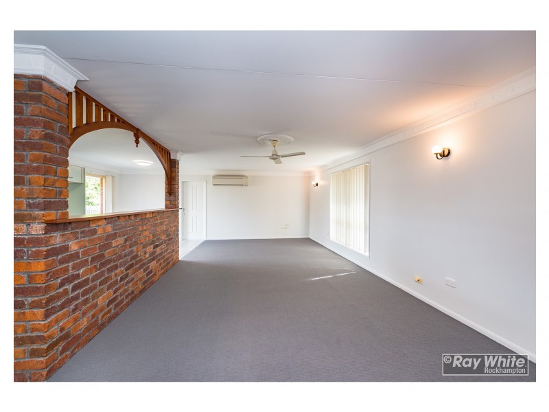 11 Kawana Close, Kawana QLD 4701