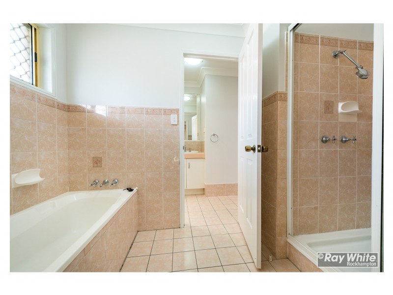 11 Kawana Close, Kawana QLD 4701