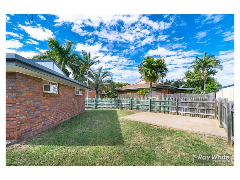 11 Kawana Close, Kawana QLD 4701
