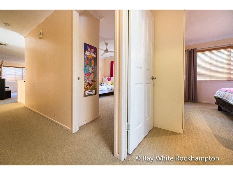 35 Locke Street, Kawana QLD 4701