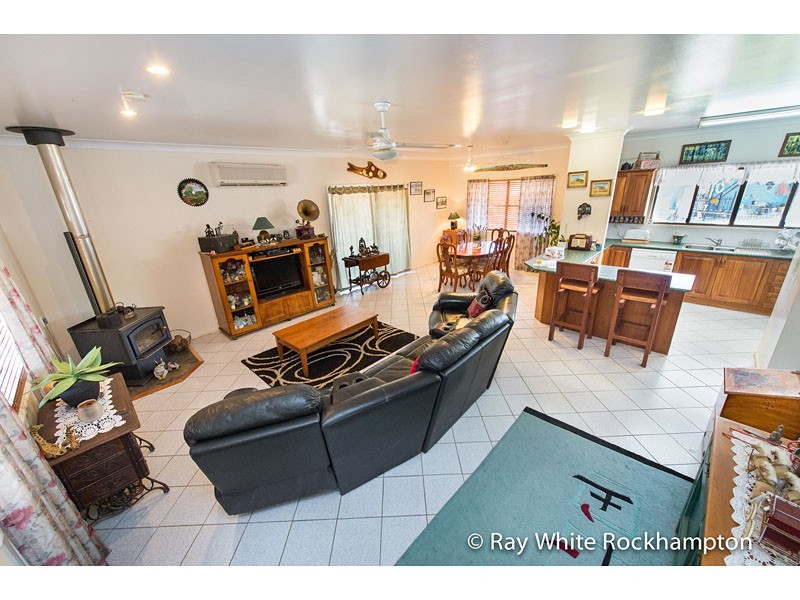 49792 Burnett Highway, Walmul QLD 4714