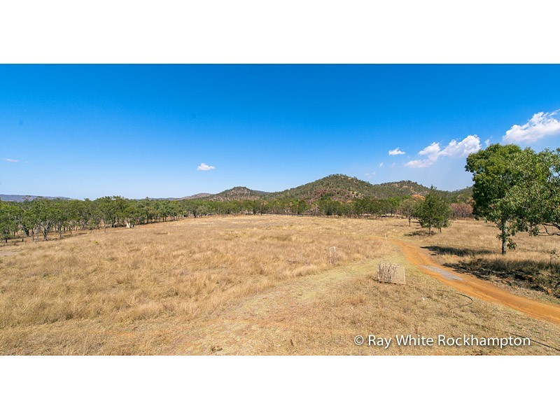 49792 Burnett Highway, Walmul QLD 4714