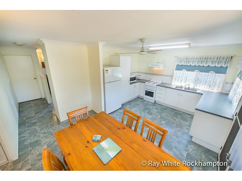 50 Bean Avenue, Parkhurst QLD 4702