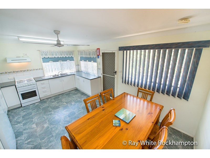 50 Bean Avenue, Parkhurst QLD 4702