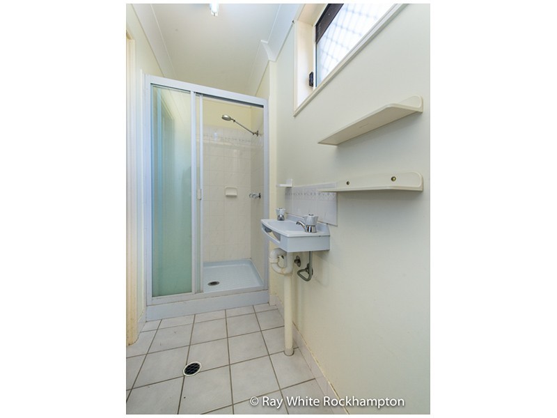 50 Bean Avenue, Parkhurst QLD 4702