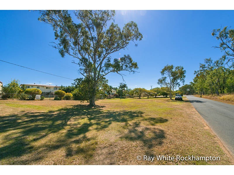 50 Bean Avenue, Parkhurst QLD 4702