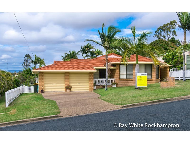 12 Sunrise Crescent, Gracemere QLD 4702