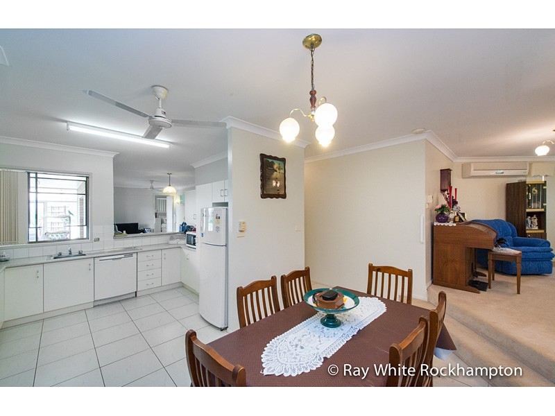 12 Sunrise Crescent, Gracemere QLD 4702