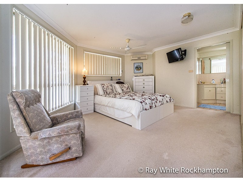 12 Sunrise Crescent, Gracemere QLD 4702