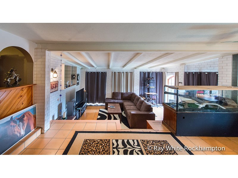 290 Ford Street, Berserker QLD 4701