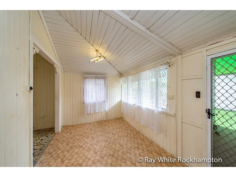 8 Heath Street, Wandal QLD 4700