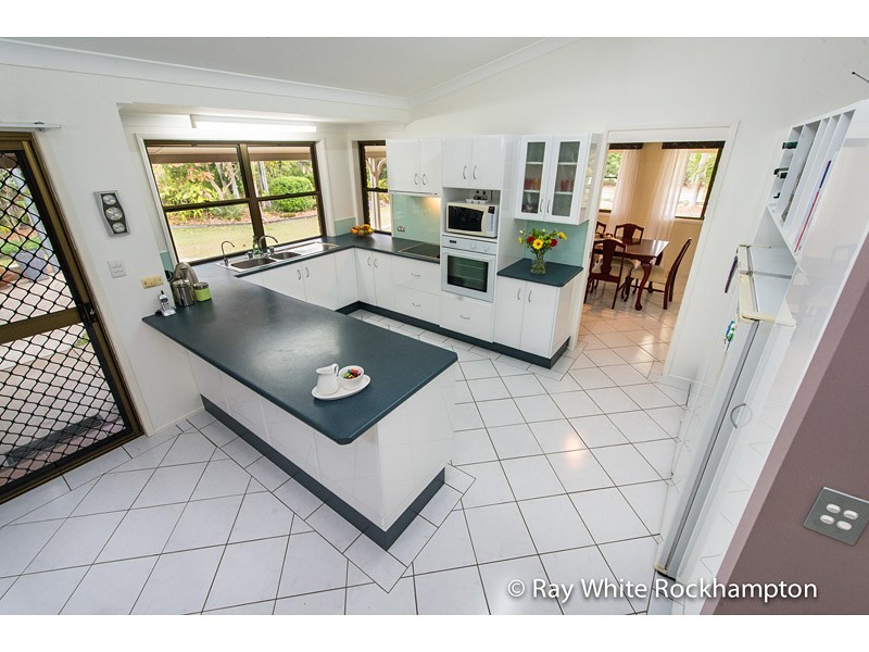 25 Belmont Road, Parkhurst QLD 4702