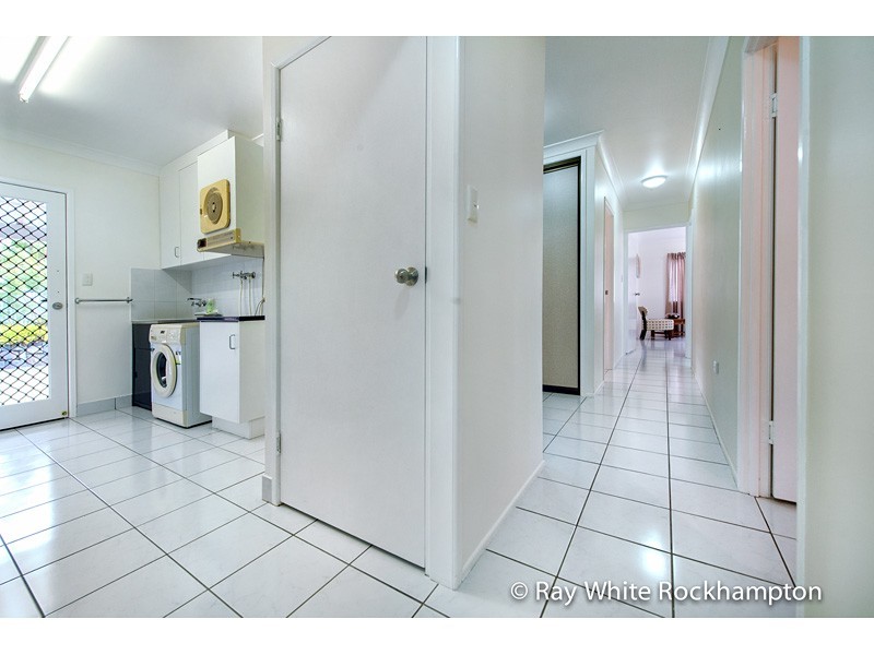 25 Belmont Road, Parkhurst QLD 4702