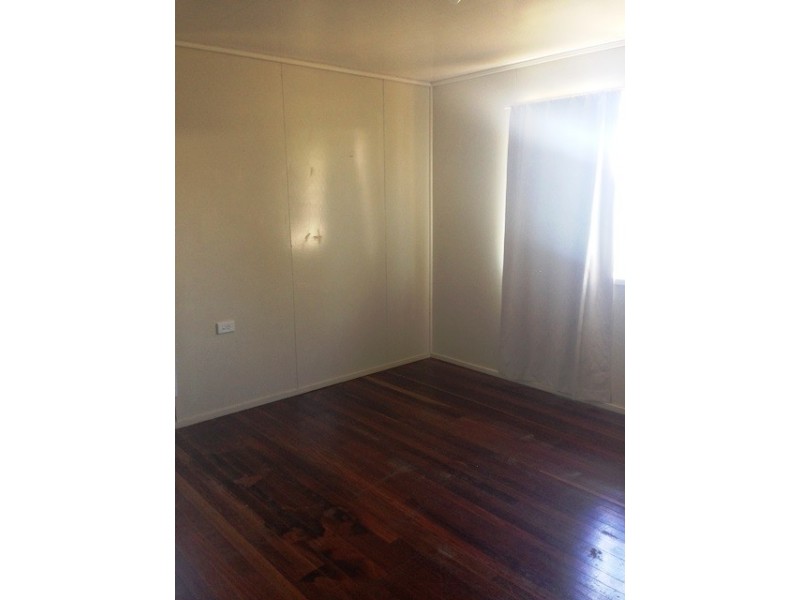 123 Sisley Street, Koongal QLD 4701