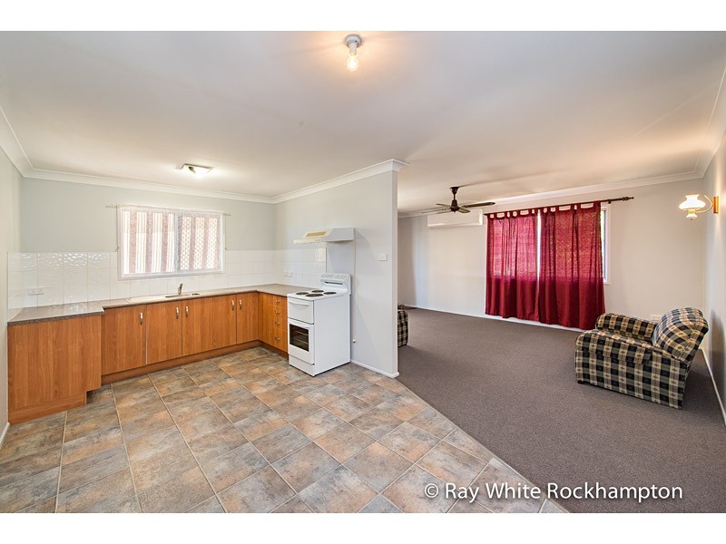 7 Westmoreland Street, Kawana QLD 4701