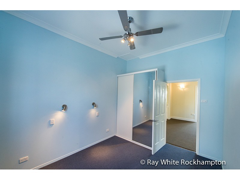 9 Pilkington Street, Koongal QLD 4701
