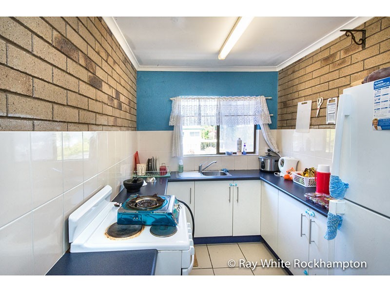 3/44 Haynes Street, Park Avenue QLD 4701