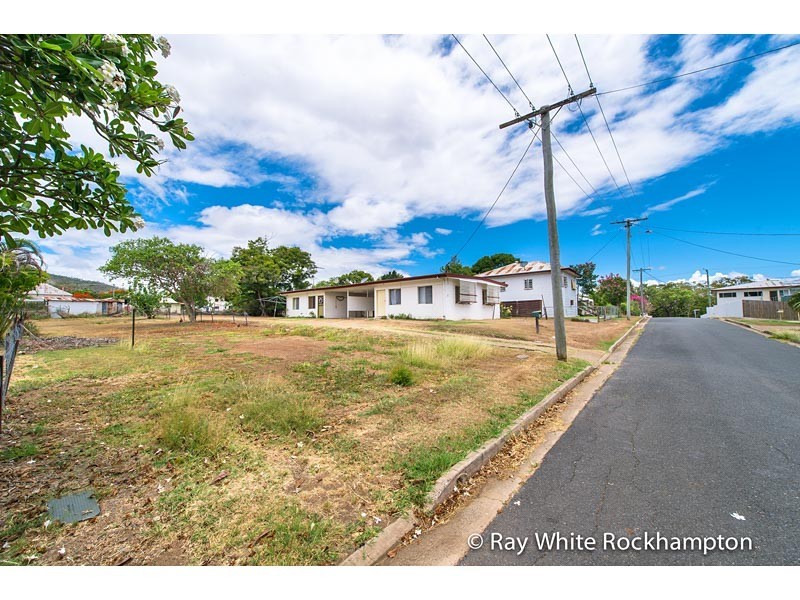 14 Pilkington Street, Koongal QLD 4701