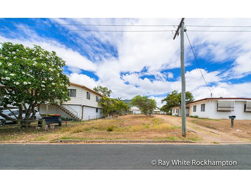 14 Pilkington Street, Koongal QLD 4701