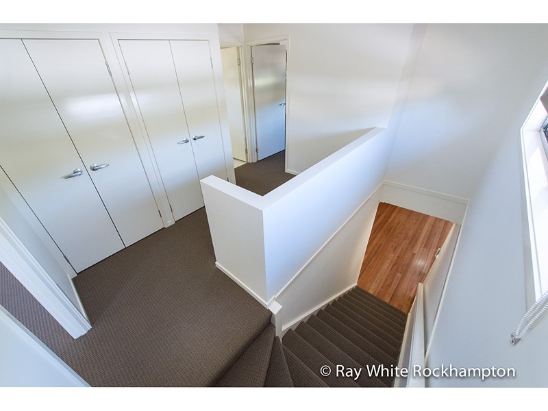 77 Livingstone Street, Berserker QLD 4701