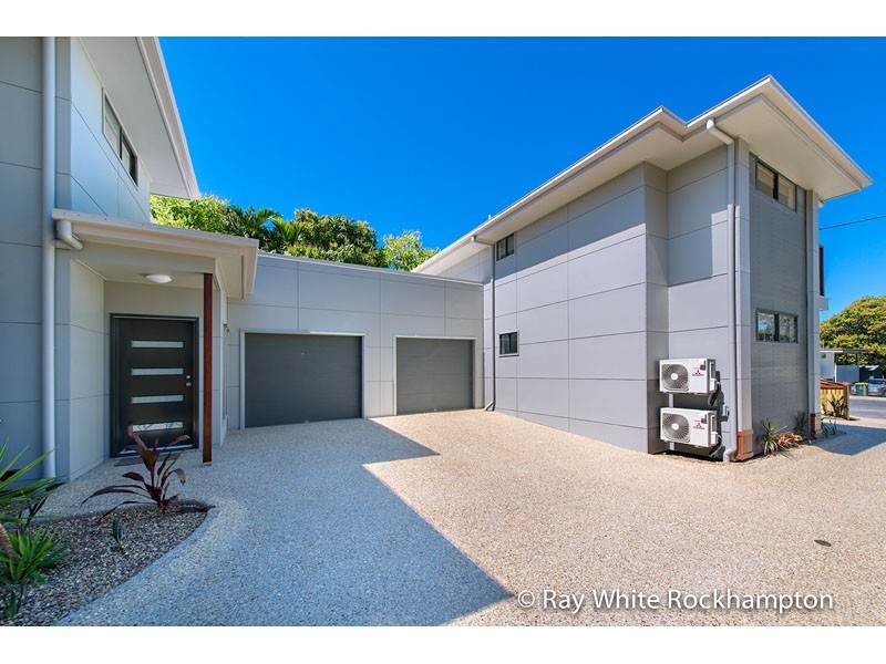 77 Livingstone Street, Berserker QLD 4701