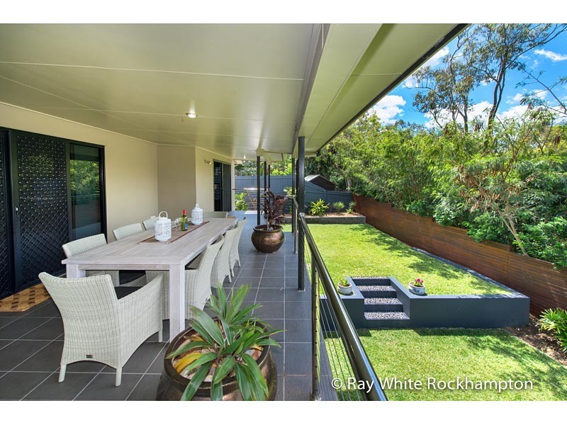 18 Hutcheon Street, Kawana QLD 4701