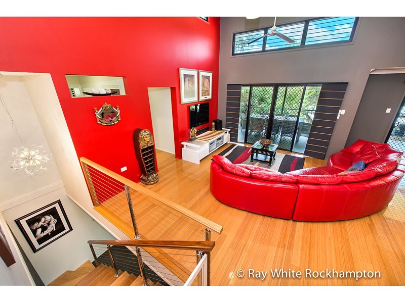 18 Hutcheon Street, Kawana QLD 4701