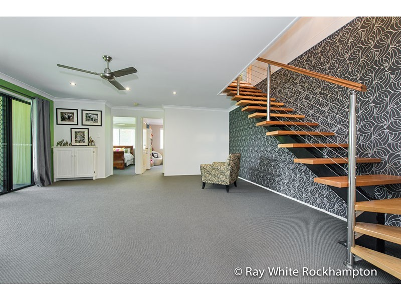 18 Hutcheon Street, Kawana QLD 4701