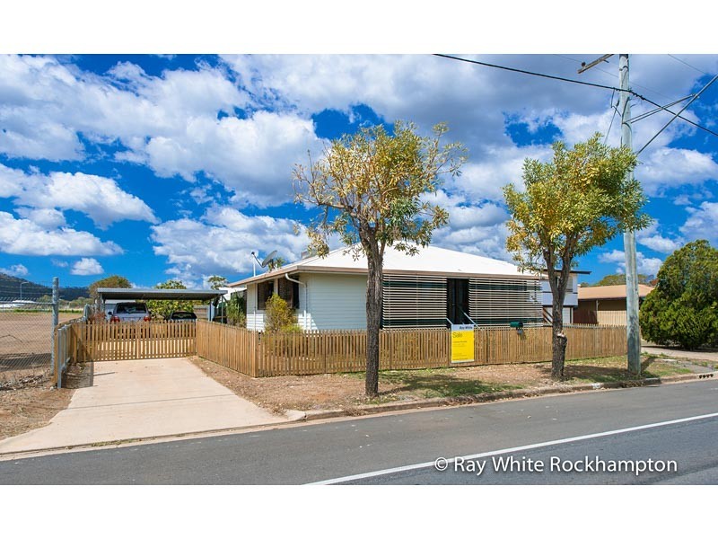 938 Yaamba Road, Parkhurst QLD 4702