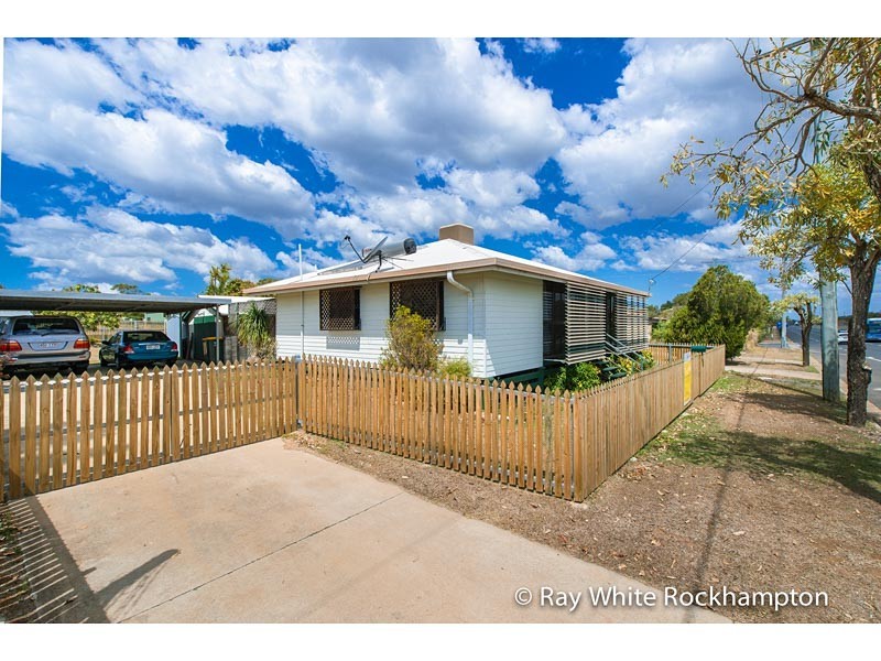 938 Yaamba Road, Parkhurst QLD 4702