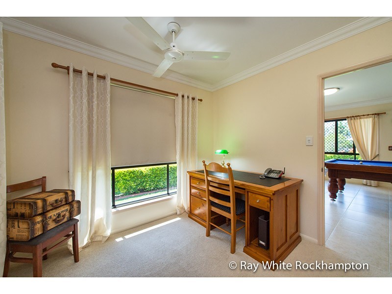 236 Denham Street, The Range QLD 4700