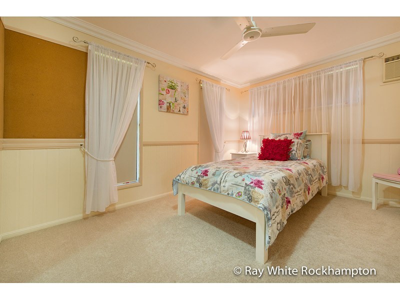 236 Denham Street, The Range QLD 4700