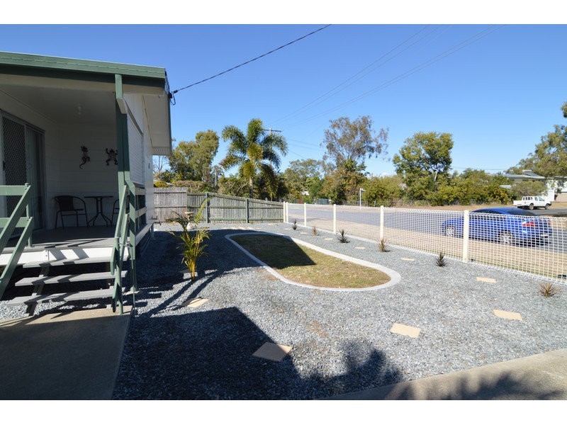 10 Hammond Street, Kawana QLD 4701