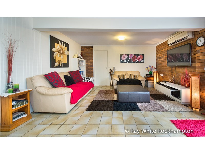 11 Crick Street, Kawana QLD 4701