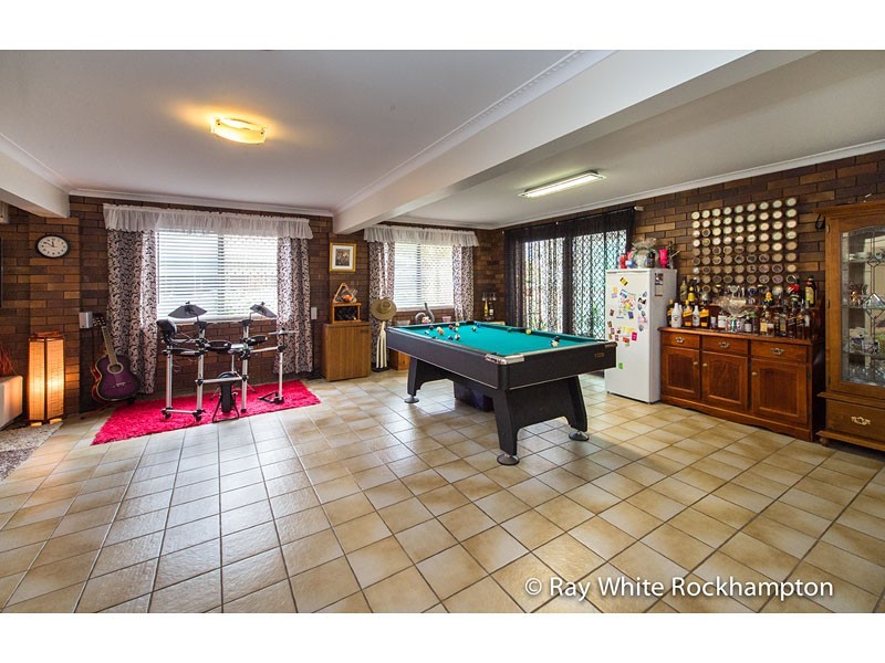 11 Crick Street, Kawana QLD 4701