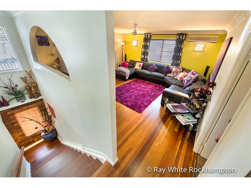 11 Crick Street, Kawana QLD 4701