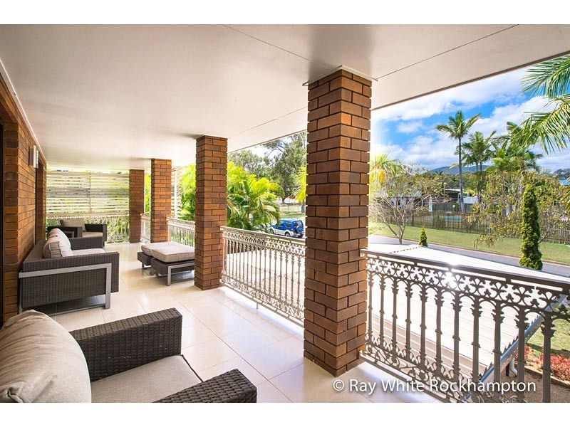 11 Crick Street, Kawana QLD 4701