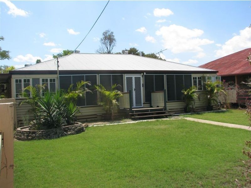 48 Haynes Street, Park Avenue QLD 4701