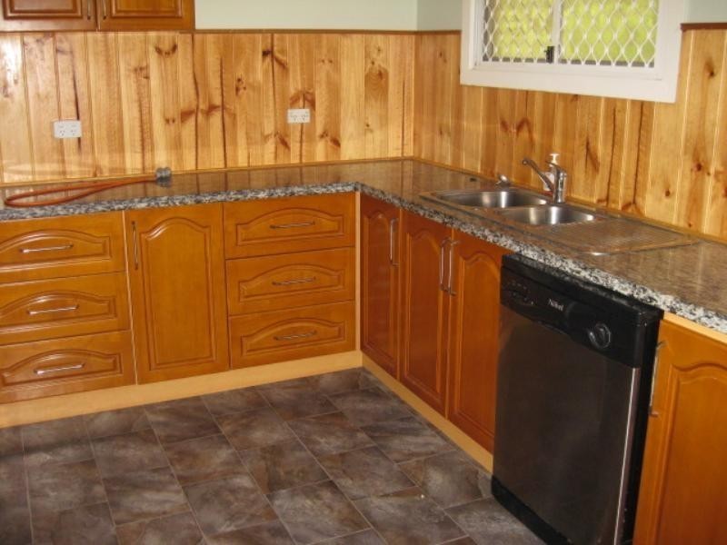 48 Haynes Street, Park Avenue QLD 4701