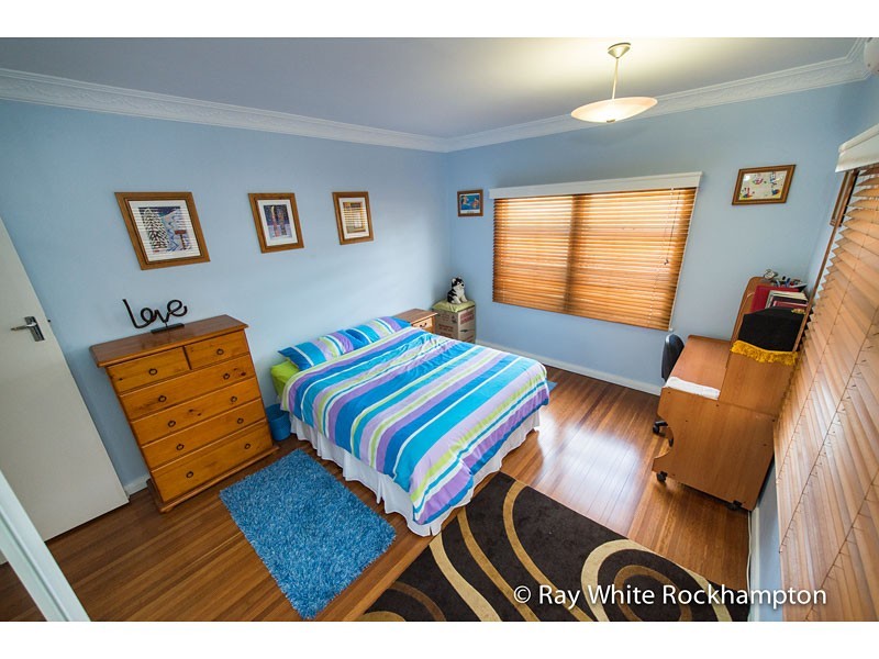 20 Elgin Street, The Range QLD 4700