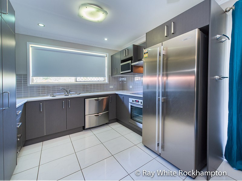 6 Ingham Street, Kawana QLD 4701