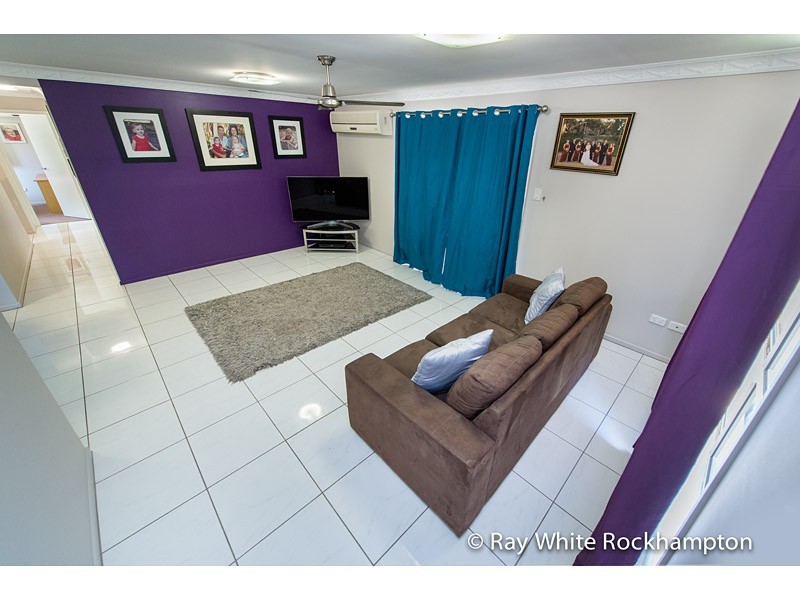 6 Ingham Street, Kawana QLD 4701