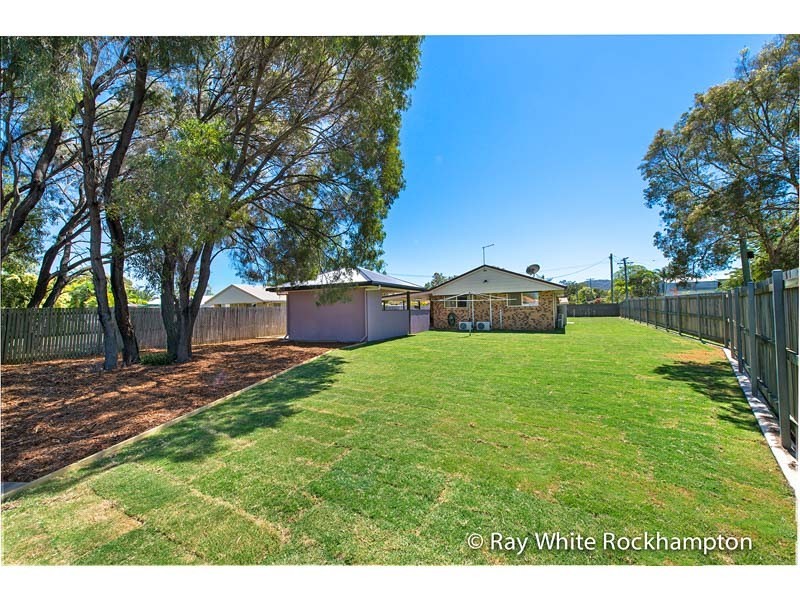 6 Ingham Street, Kawana QLD 4701