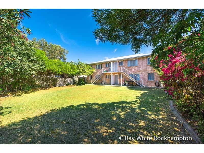 1/37 Armstrong street, Berserker QLD 4701